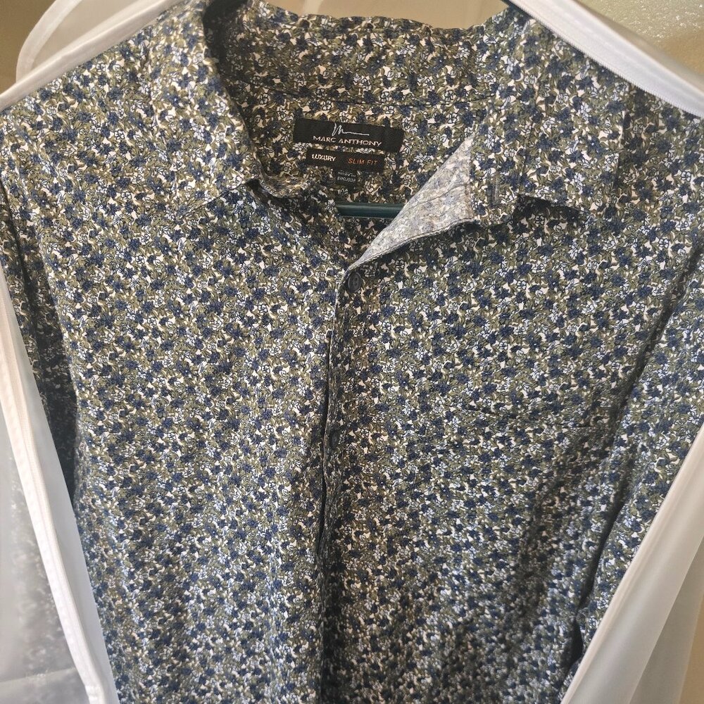 Marc Anthony mens xxl dress shirt